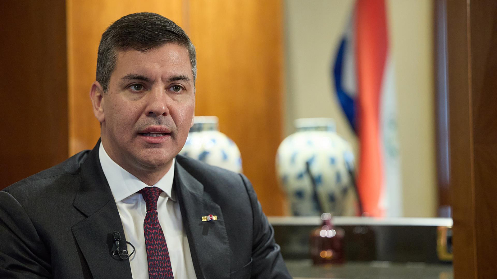 PARAGUAY: Informalidad laboral, reforma energética y estrategia inversora, los retos pendientes de Santiago Peña para Paraguay