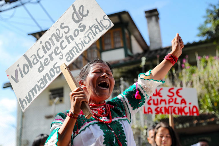 ECUADOR; La investigación de una ONG acusa a cinco bancos de ‘ecopostureo’ por financiar petróleo y gas en la Amazonia