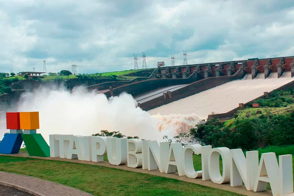 Paraguay: el desafío de Itaipu, por Victorio Oxilia