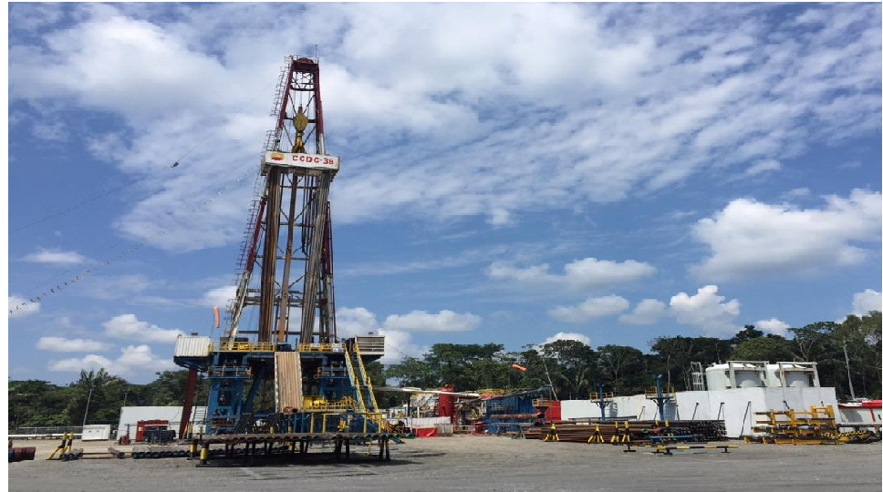 Ecuador enlaza el sector petrolero con el sistema eléctrico para ahorrar divisas