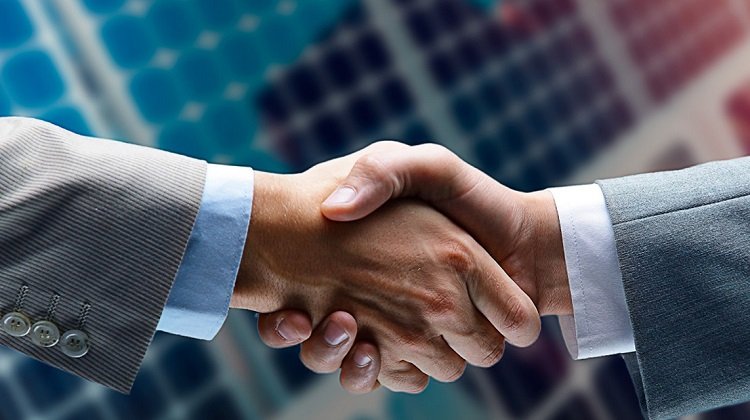 El Ministerio de Energía de Chile recibió nuevas recomendaciones por la baja de potencia para optar al mercado libre de energía