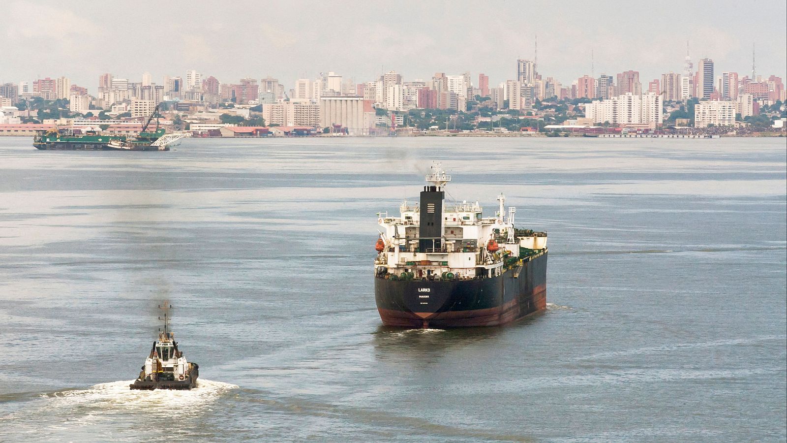 VENEZUELA: Operaciones en negro y sospechas de corrupción: las sanciones complican a Venezuela la venta de su petróleo