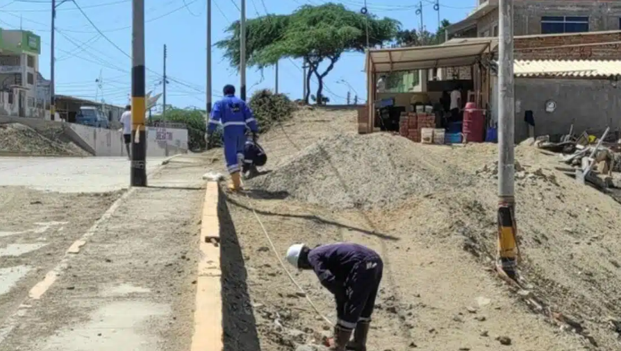 Minem continúa ejecutando programa para controlar afloramiento de hidrocarburos en La Brea