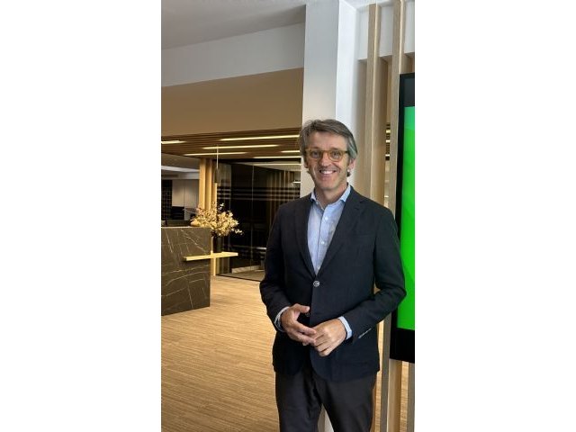 Innovación en el sector de la construcción a través de la colaboración con ´startups´ y empresas tecnológicas