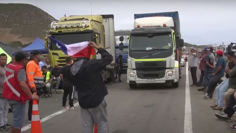 BOLIVIA: Se levantó el paro de camioneros que afectaba Vaca Muerta: qué solución espera el sindicato