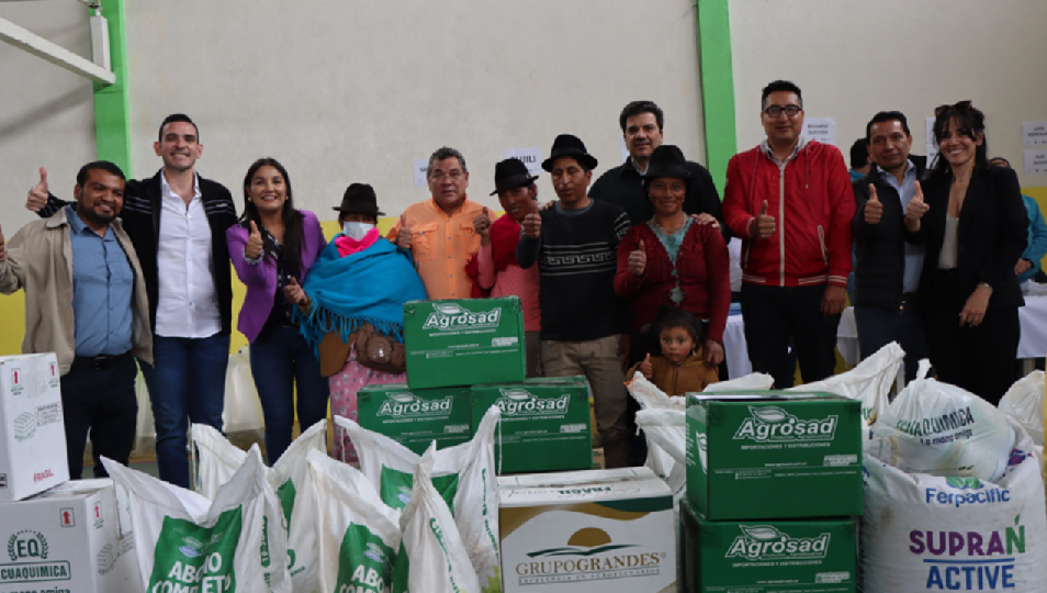 ECUADOR: MAG entrega 195 paquetes tecnológicos a productores de Gonzanamá, para impulsar la productividad agrícola